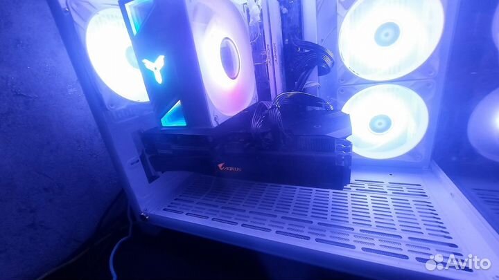 Видеокарта Gigabyte AMD Radeon RX 5700 XT aorus