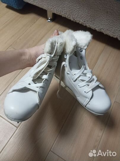 Коньки фигурные