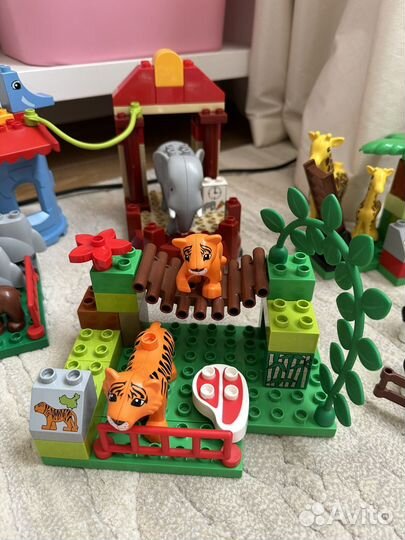 Lego duplo зоопарк, замок принцессы