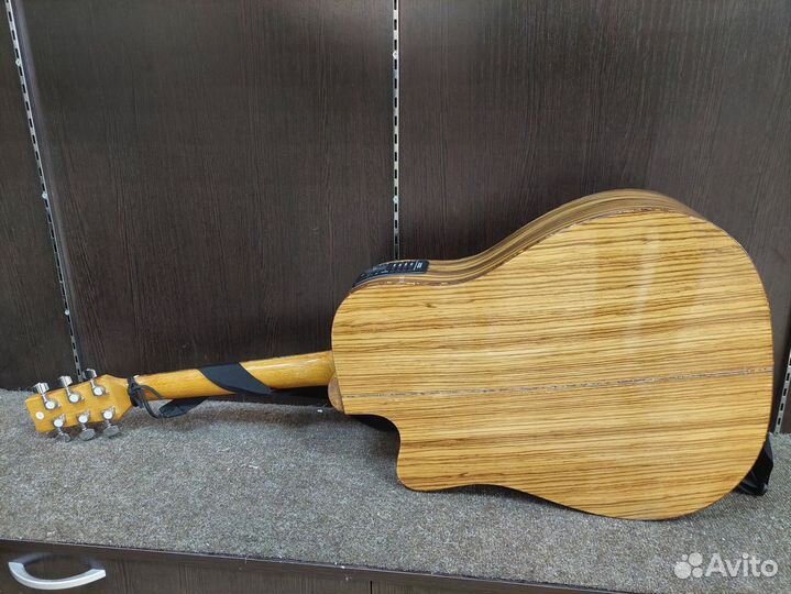 Акустическая гитара Martinez W-124BC N