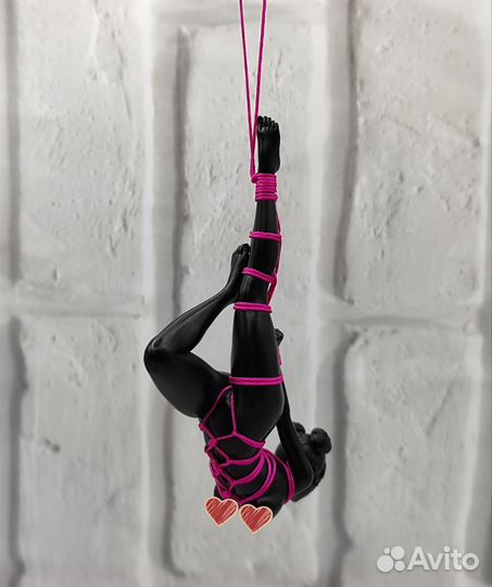 Фигурка девушки шибари для атомобиля