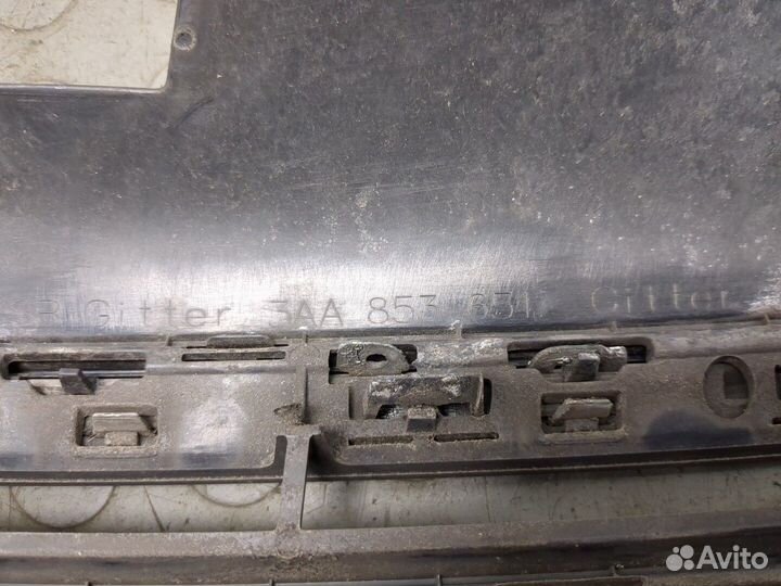 Решетка радиатора Volkswagen Passat 7 Европа, 2011