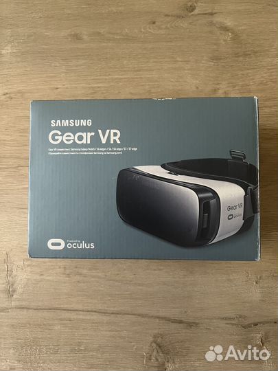 Очки виртуальной реальности Samsung Gear VR