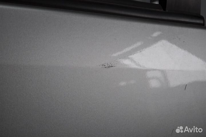 Дверь задняя правая toyota prius NHW20