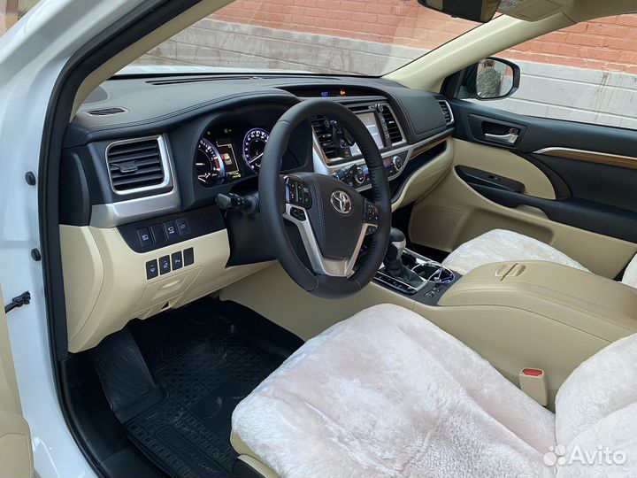 Toyota Highlander 3.5 AT, 2017, 119 500 км