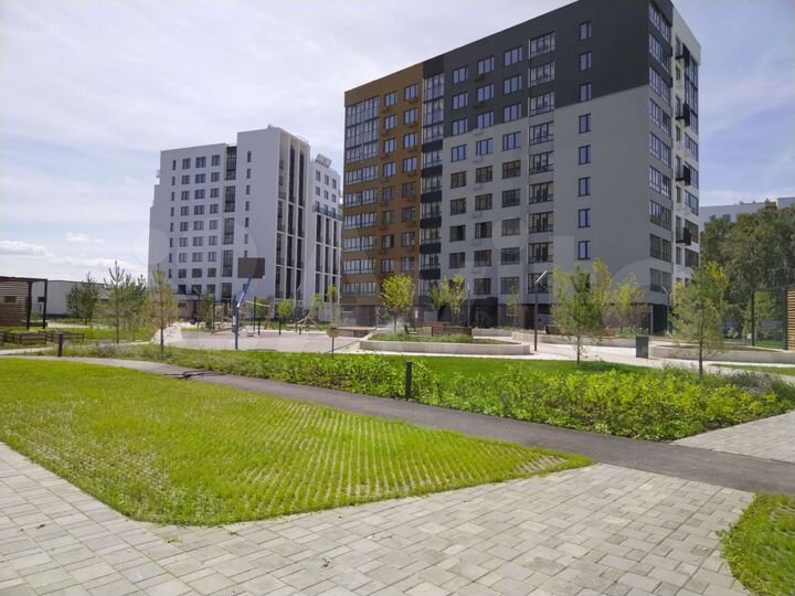 2-к. квартира, 51 м², 8/10 эт.