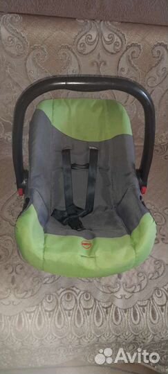 Автомобильное кресло