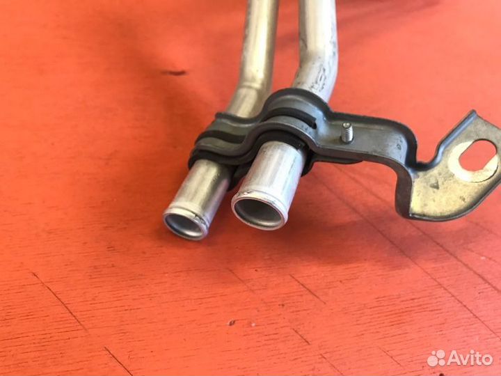 Патрубок системы охлаждения Toyota Prius ZVW50