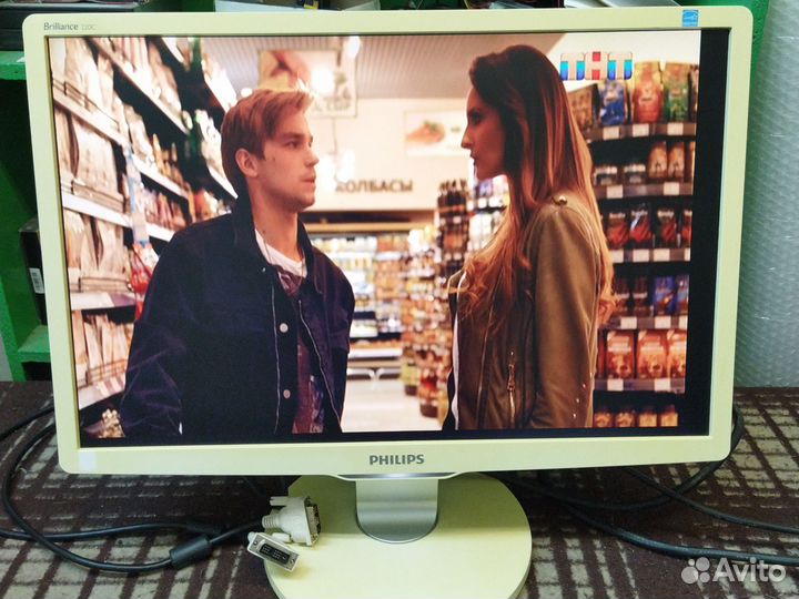 Монитор Philips 22