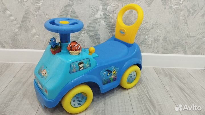 Машинка-каталка