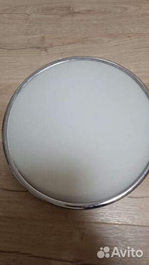 Светильник потолочный