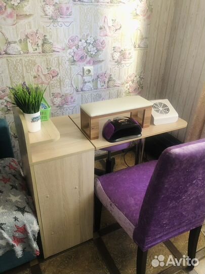 Готовое место для мастера маникюра