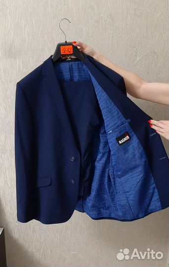 Строгий костюм мужской