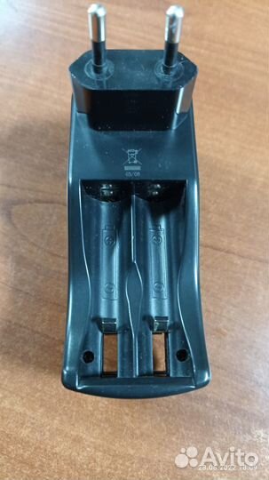 Зарядное устройство для аккумуляторов AA