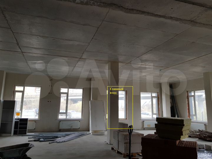 Офис Помещение в центре 1этаж 1линия, 280 м²