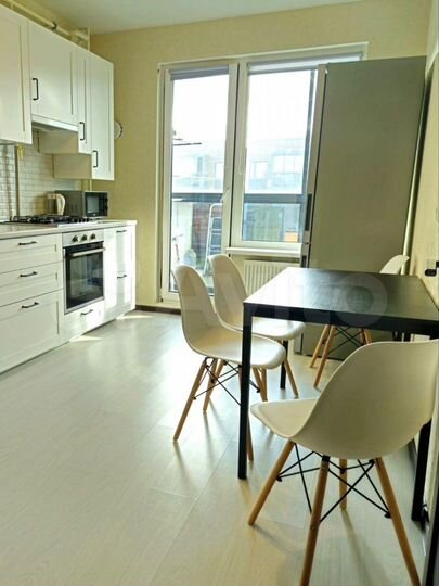 2-к. квартира, 57,3 м², 2/3 эт.