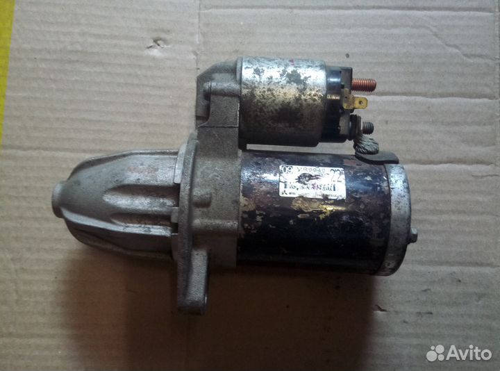Стартер на Mitsubishi Colt Z30 MR994922