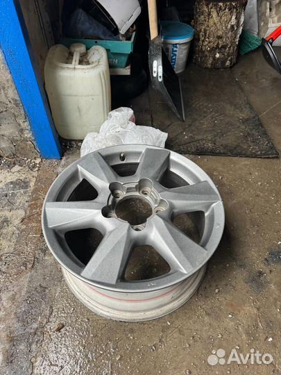 Диск литые лексус л х 570 р18 4 шт