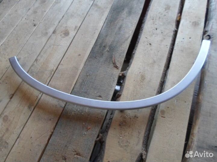 Накладка крыла переднего правого Honda CR-V 2007-2