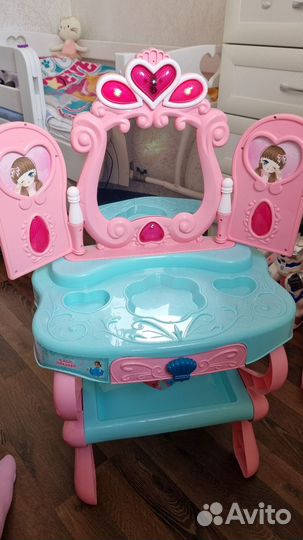 Детский туалетный столик для девочки