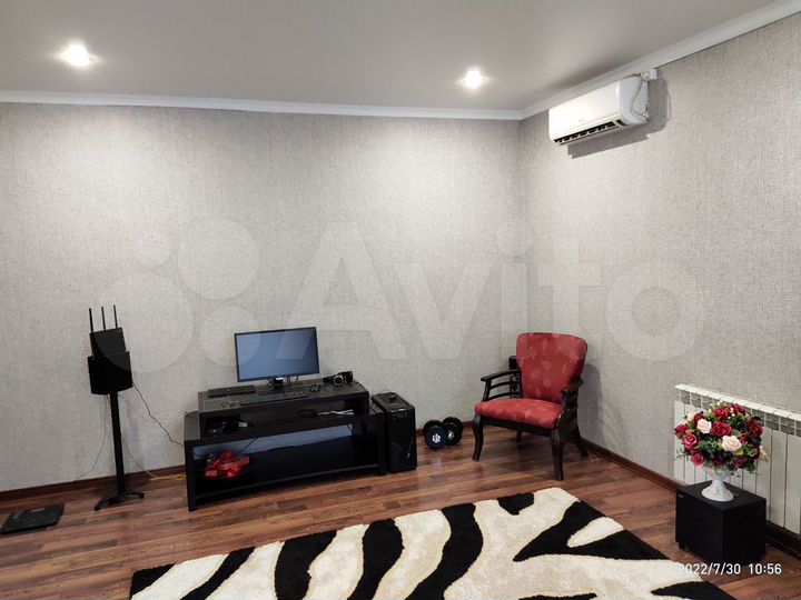 2-к. квартира, 75,2 м², 3/3 эт.