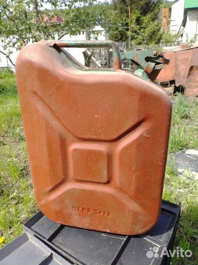 Канистры металлические