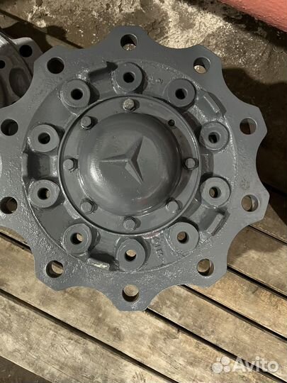 Ступица передняя mercedes atego 1823