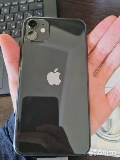 iPhone 11, 64 ГБ