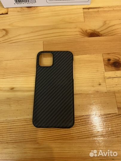 Чехол на iPhone 11 pro pitaka