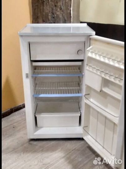 Холодильник с гарантией бу