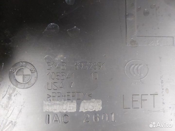 Накладка стойки левая Bmw X5 3.0D E70 M57N2 2007