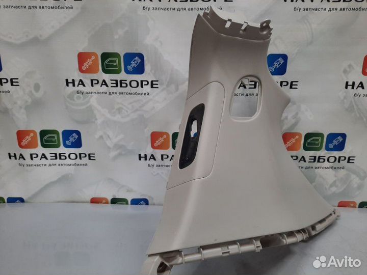 Накладка на стойку внутренняя задняя левая