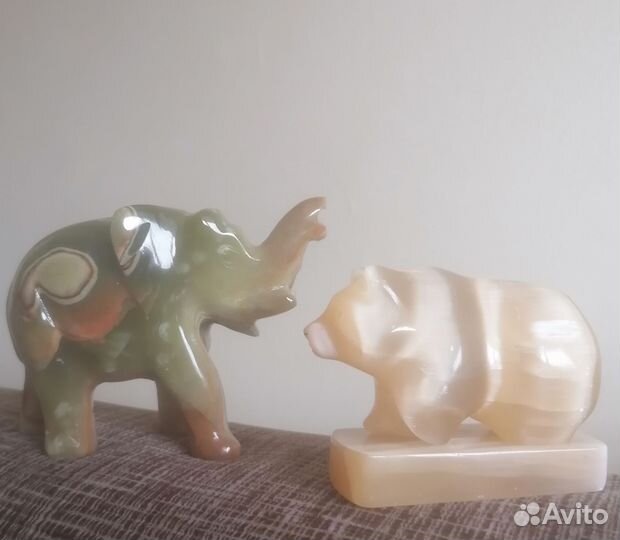 Статуэтки камень слон оникс медведь селенит