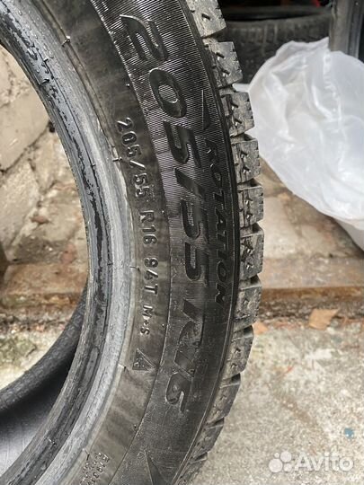 Pirelli Ice Zero 205/55 R16