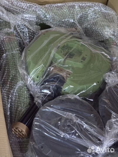 Электромобиль Бронемашина бтр