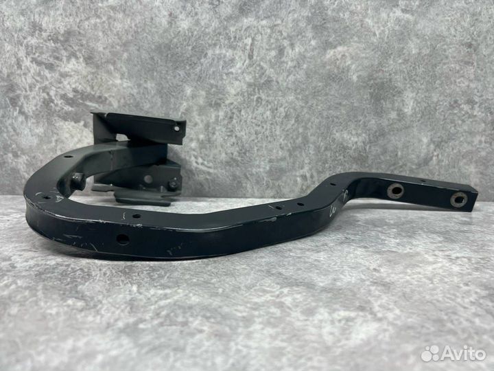 Петля крышки багажника Nissan Almera Classic B10