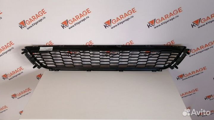 Решетка в бампер VW Polo 2009-2014 Хэтчбек