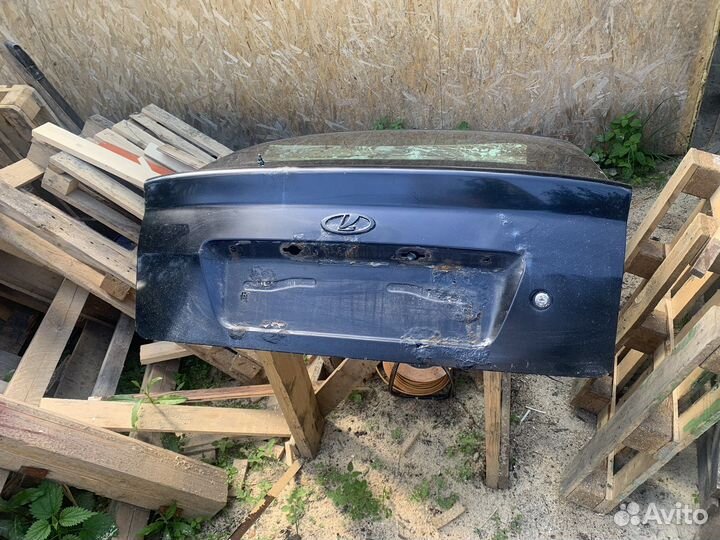 Крышка багажника priora хэтчбек