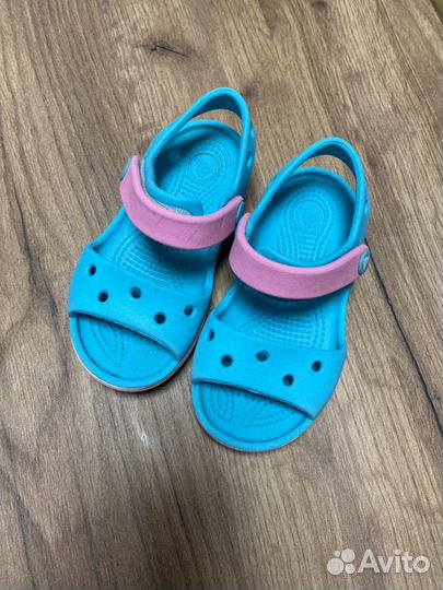 Босоножки crocs c7 для девочки