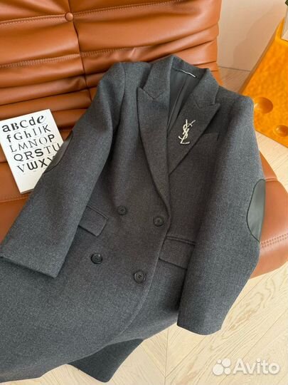 Пальто Saint Laurent