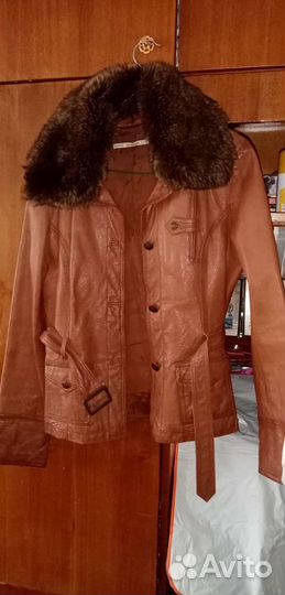 Куртка кожаная женская