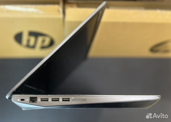 HP ZBook 17 G3 Mobile Workstation