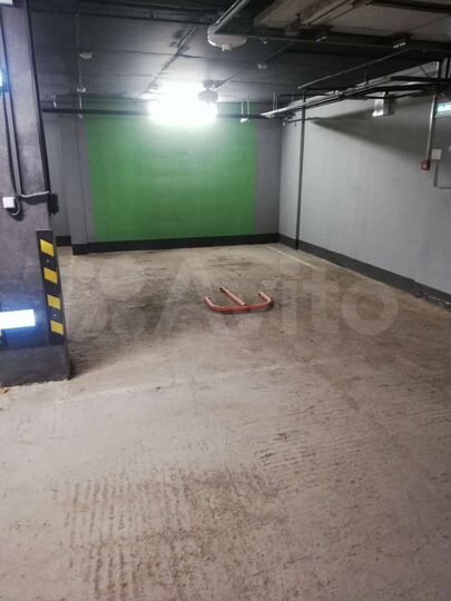 Машиноместо, 18 м²