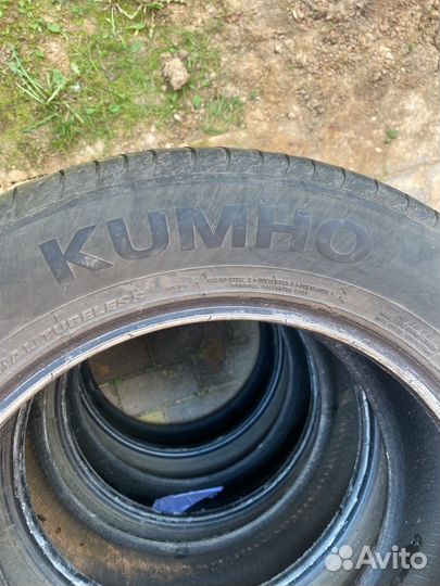 Kumho Ecsta HS51 205/60 R16 92H