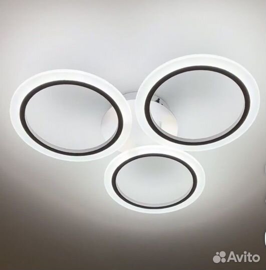 Светодиодная люстра 42w с пультом белая новая