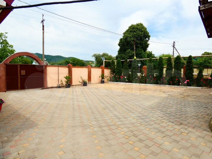 Комната 40 м², 1/2 эт.