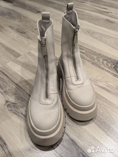 Ботинки женские pull&bear