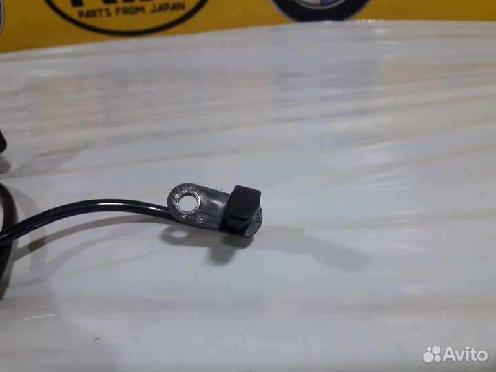 Датчик ABS Mercedes w211 m272