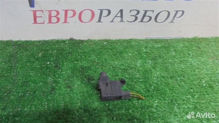 Выключатель концевой Audi Allroad quattro 2000-20