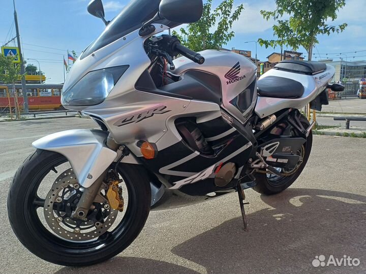 Honda CBR 600f4i sport